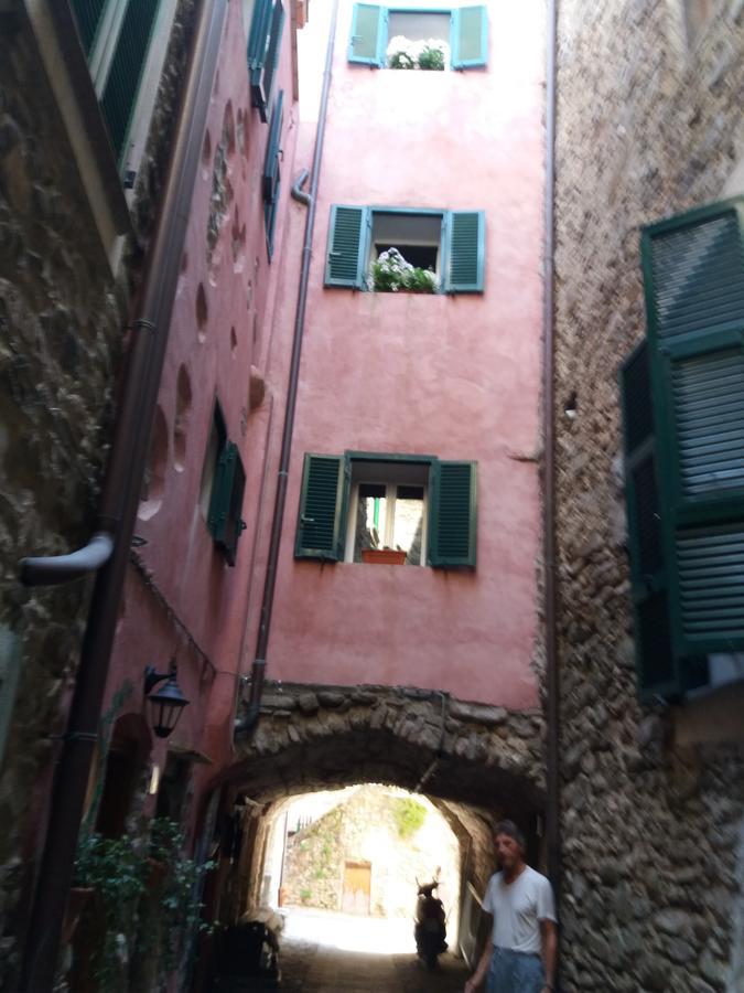 Casa Med Holiday Home Isolabona 外观 照片